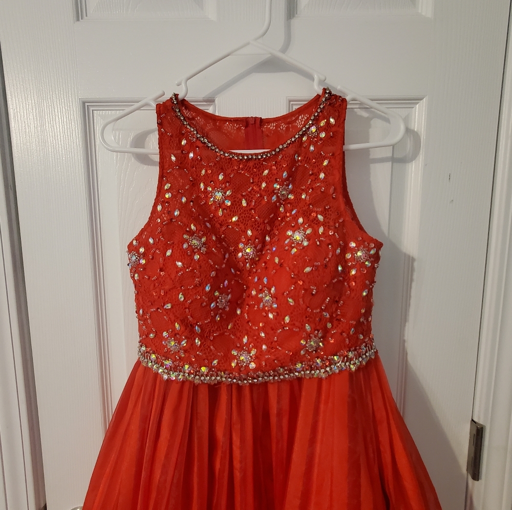 Woman's 2 piece formal dress